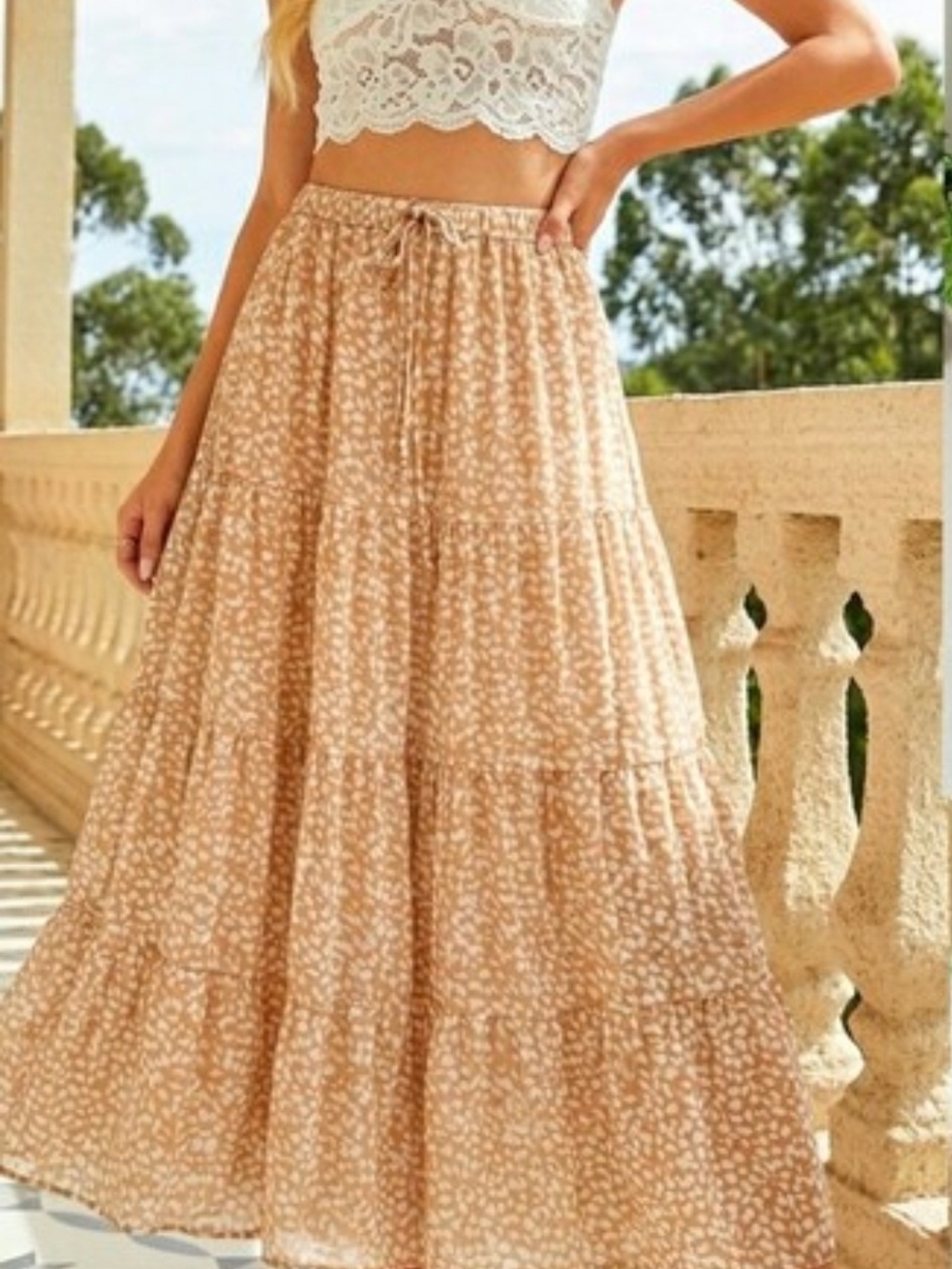 Aerie NWOT Tan Floral Tiered Maxi Skirt